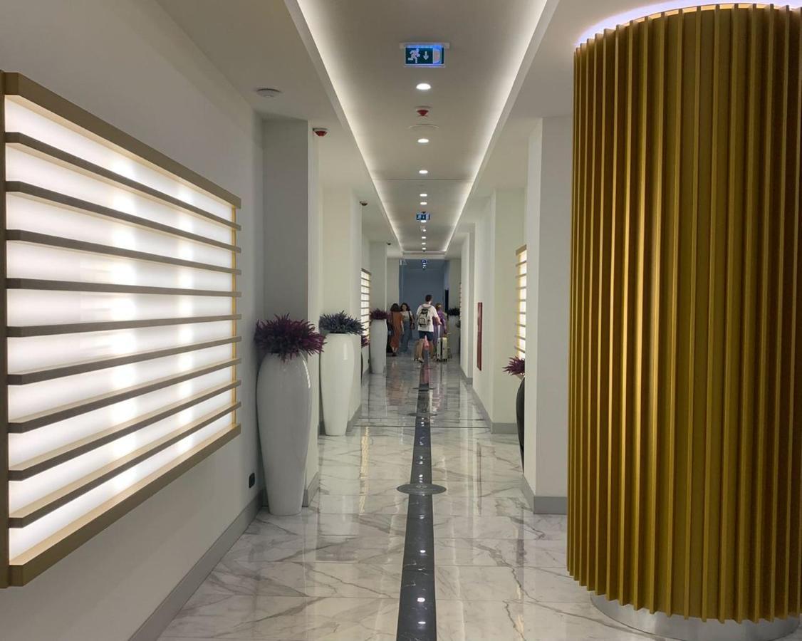 Luxury Sea View Orbi City Batumi Exterior photo