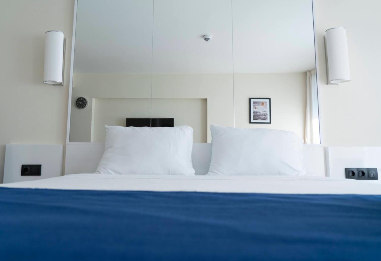 Luxury Sea View Orbi City Batumi Exterior photo