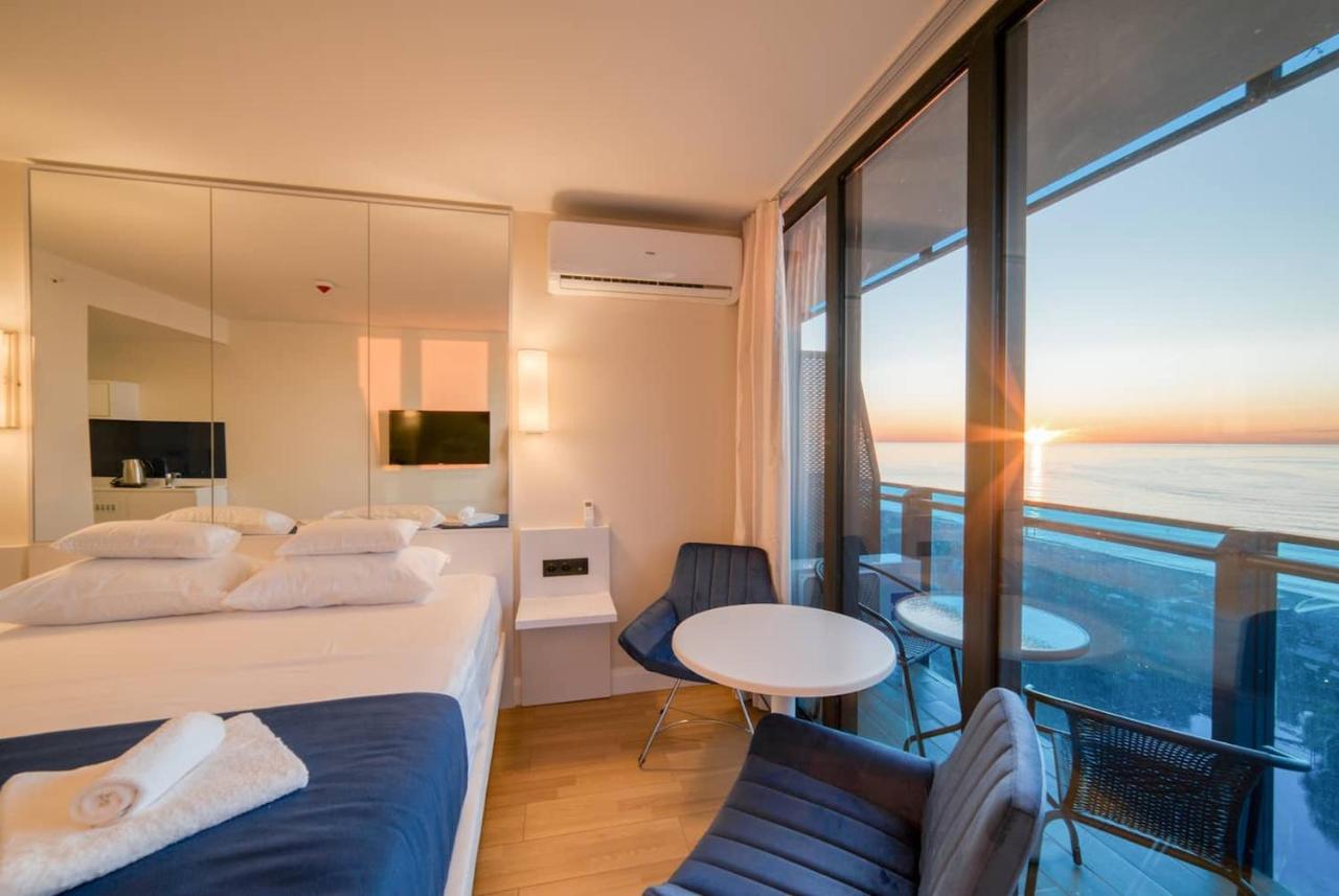 Luxury Sea View Orbi City Batumi Exterior photo